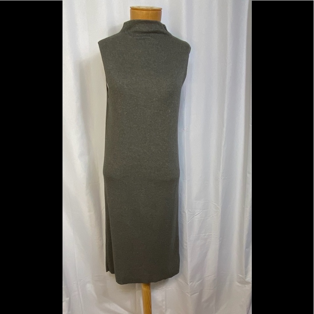 Hem & Thread Mock Neck Sleeveless Charcoal Dress M